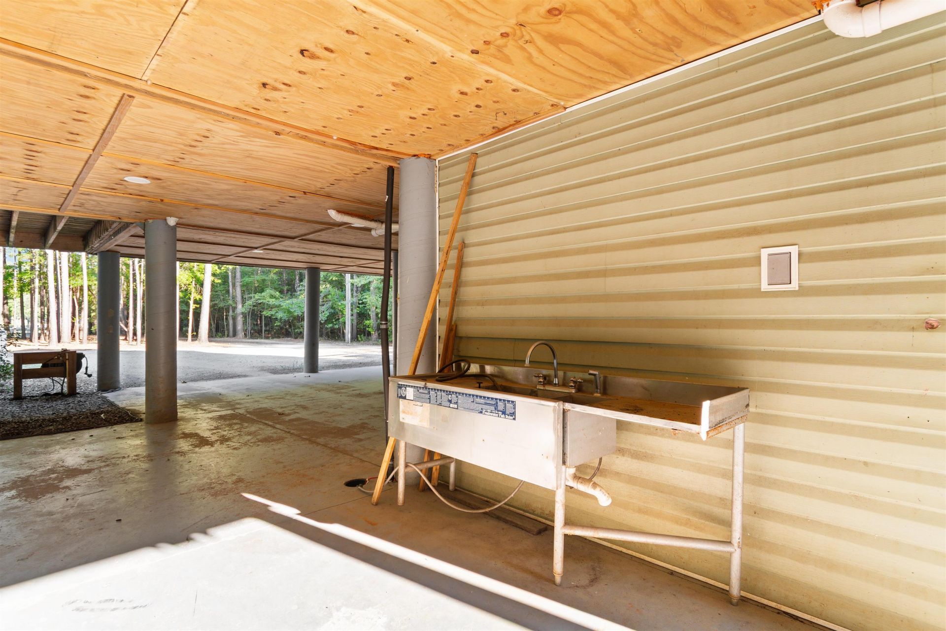 798 Redmond Ct. Photo 36