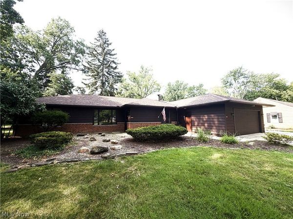 24643 Hilliard Road, Westlake, OH 44145