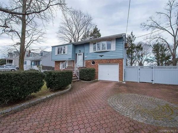 Huntington, NY 11746