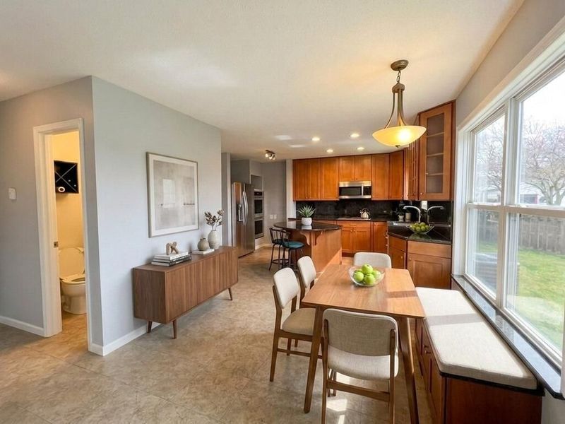 9126 Ellersly Drive , Lewis Center, OH 43035 Photo 6