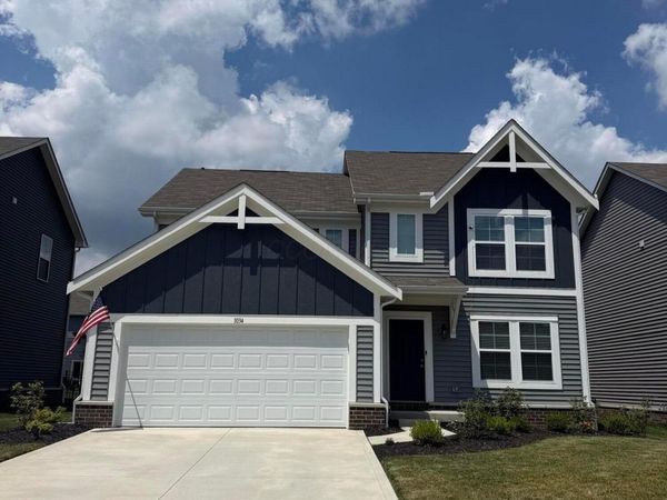 1034 Queen Bee Place , Grove City, OH 43123