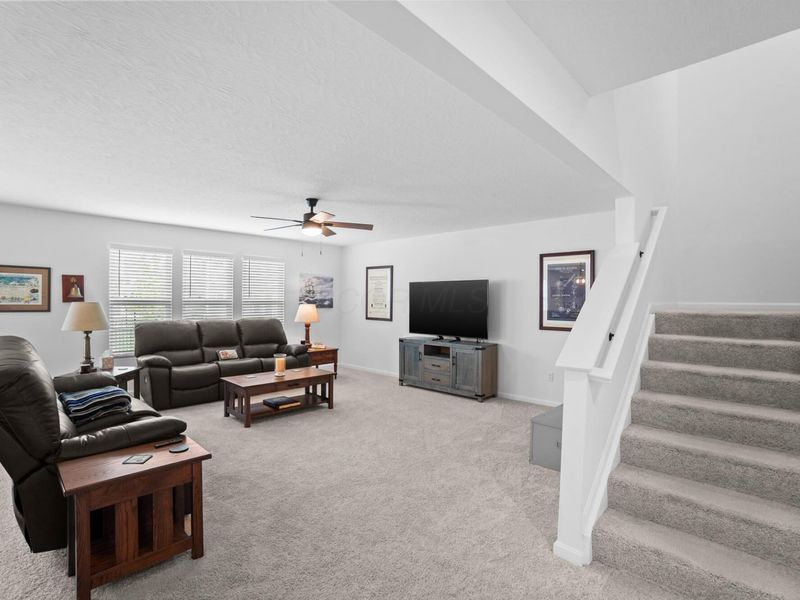 1034 Queen Bee Place, Grove City, OH 43123 Photo 14