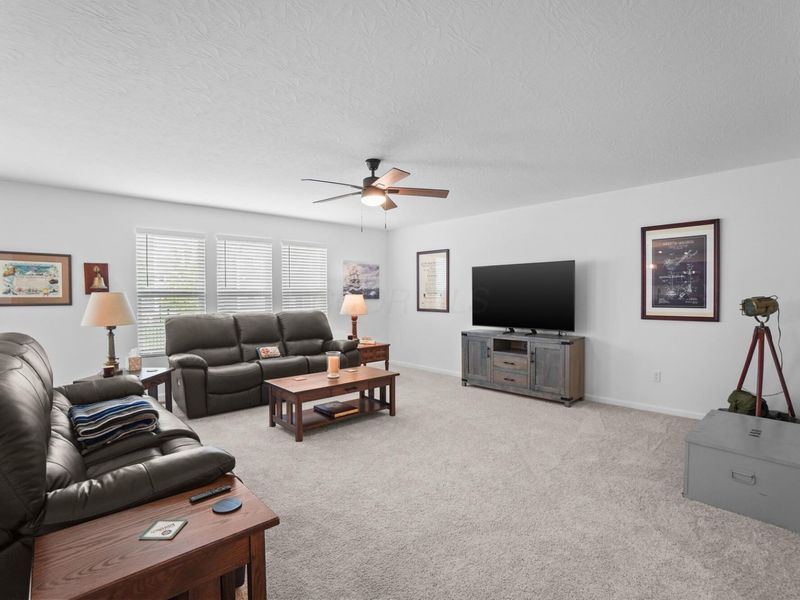 1034 Queen Bee Place, Grove City, OH 43123 Photo 15