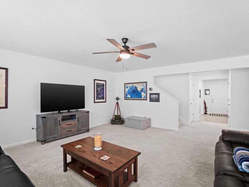 1034 Queen Bee Place, Grove City, OH 43123 Photo 17