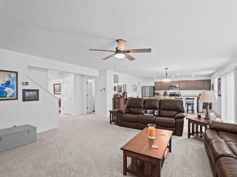 1034 Queen Bee Place, Grove City, OH 43123 Photo 19