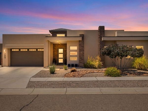 7907 Tiburon Hills Drive NW, Albuquerque, NM 87120