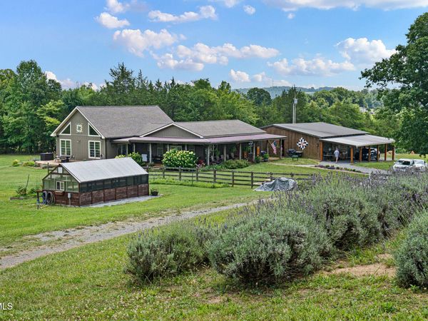 1871 Goodman Loop, Bulls Gap, TN 37711