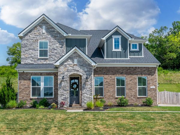 108 Windtree Club Dr, Mount Juliet, TN 37122