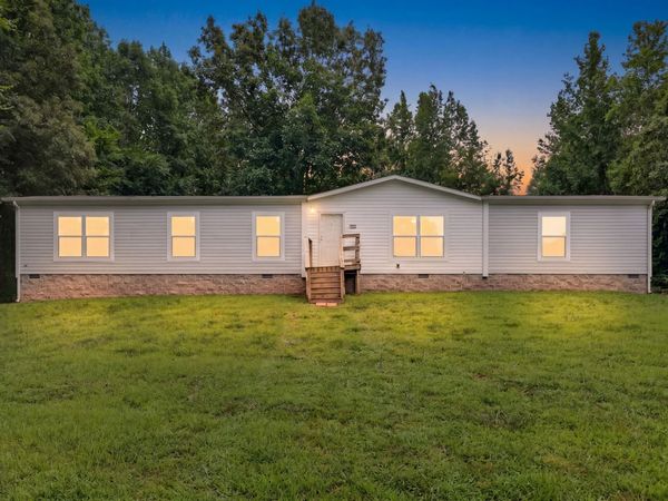 155 Earls Rd , Dover, TN 37058