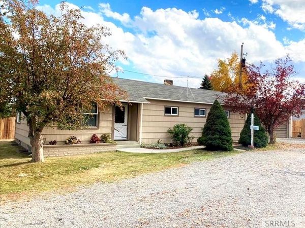 129 Monroe Street, SALMON, ID 83467