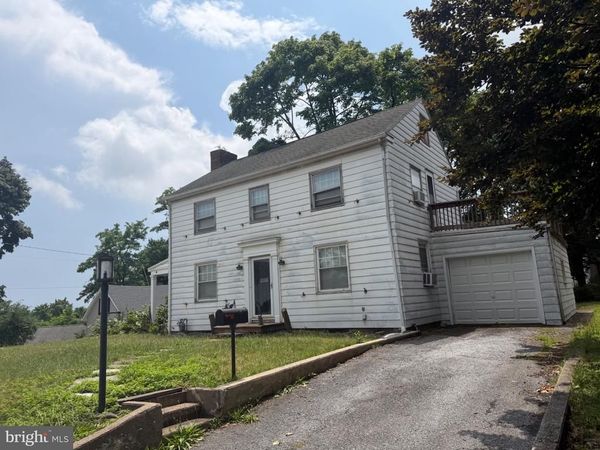 317 FOX STREET, HARRISBURG, PA 17109