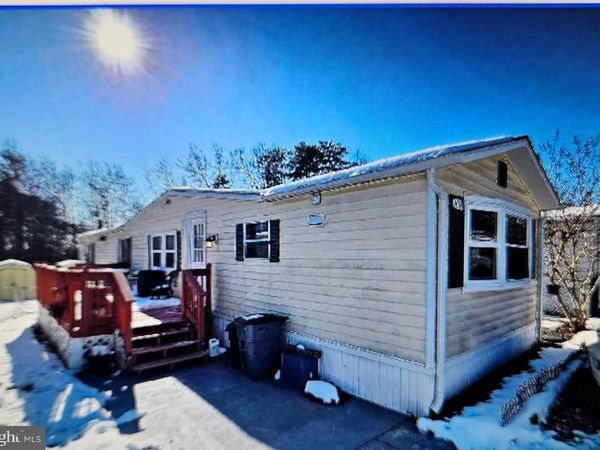 9013 COLUMBINE LANE , UPPER MARLBORO, MD 20775