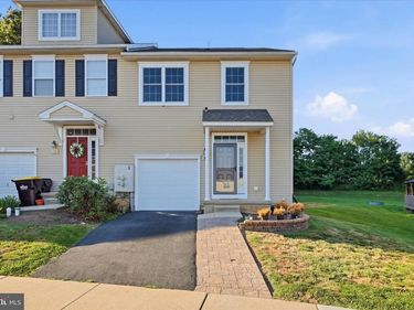 72 SUGAR MAPLE ROAD, BARTO, PA 19504