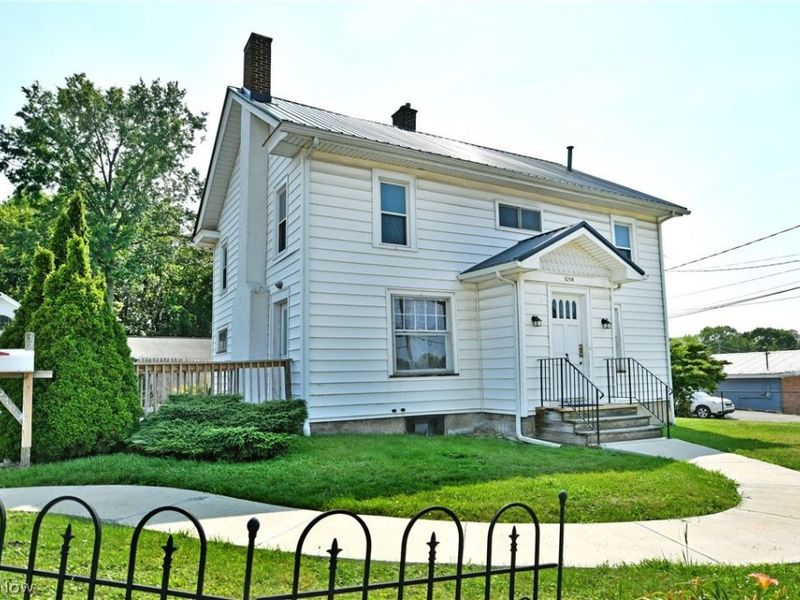 3238 Youngstown Road SE, Warren, OH 44484 Photo 2