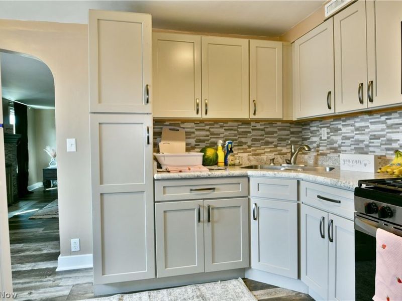 3238 Youngstown Road SE, Warren, OH 44484 Photo 30