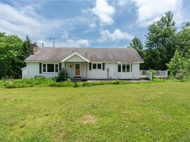 6691 Brown Hill Road, Boston, NY 14025