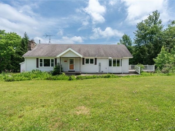 6691 Brown Hill Road , Boston, NY 14025