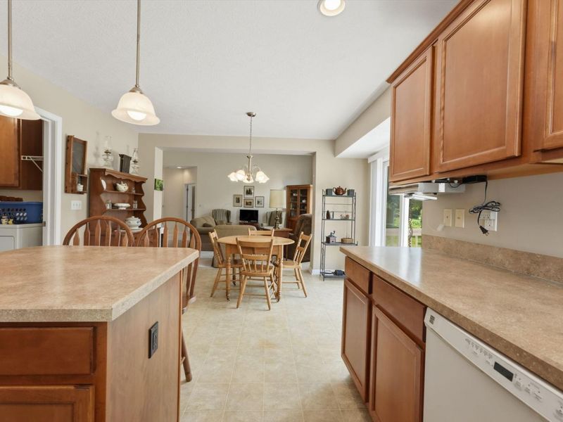 398 Shawnee Loop S, Pataskala, OH 43062 Photo 17