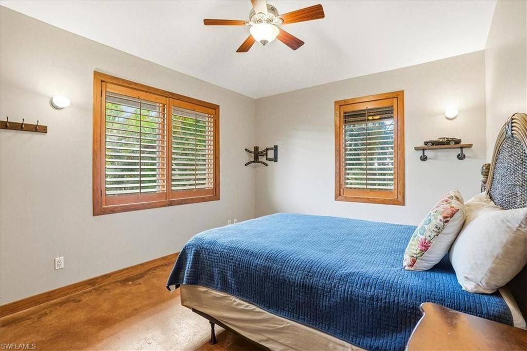 1680 Avion Pl, Naples, FL 34104 Photo