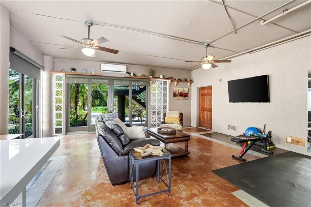 1680 Avion Pl, Naples, FL 34104 Photo