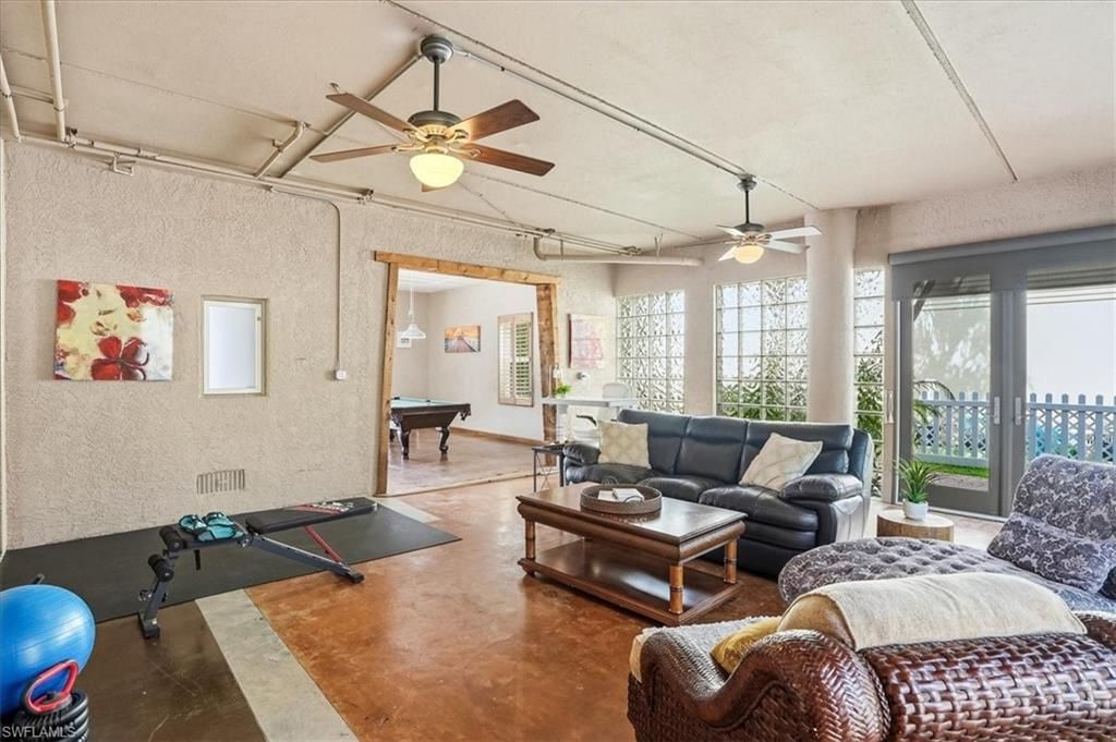1680 Avion Pl, Naples, FL 34104 Photo