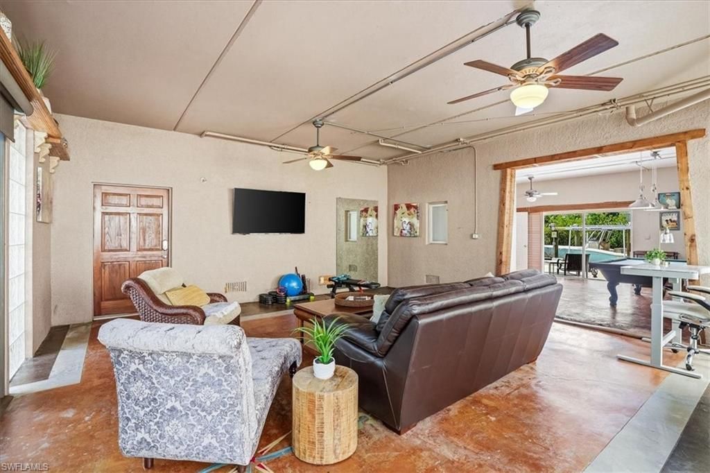 1680 Avion Pl, Naples, FL 34104 Photo