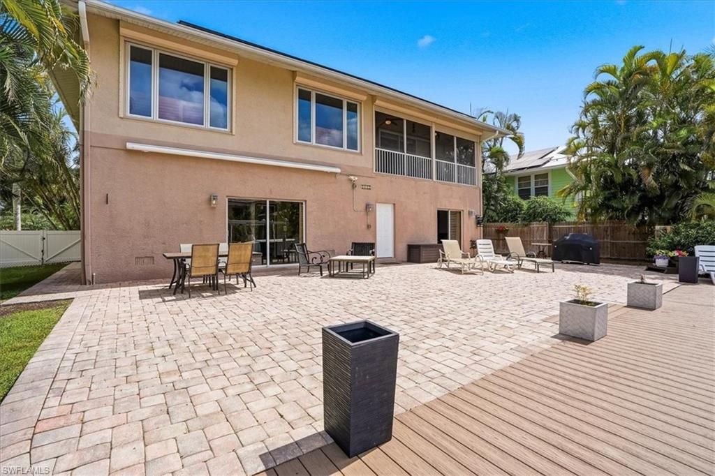 1680 Avion Pl, Naples, FL 34104 Photo