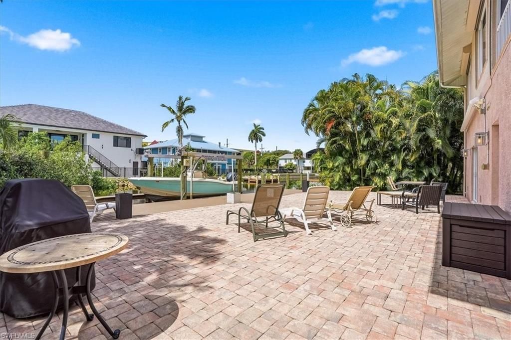 1680 Avion Pl, Naples, FL 34104 Photo