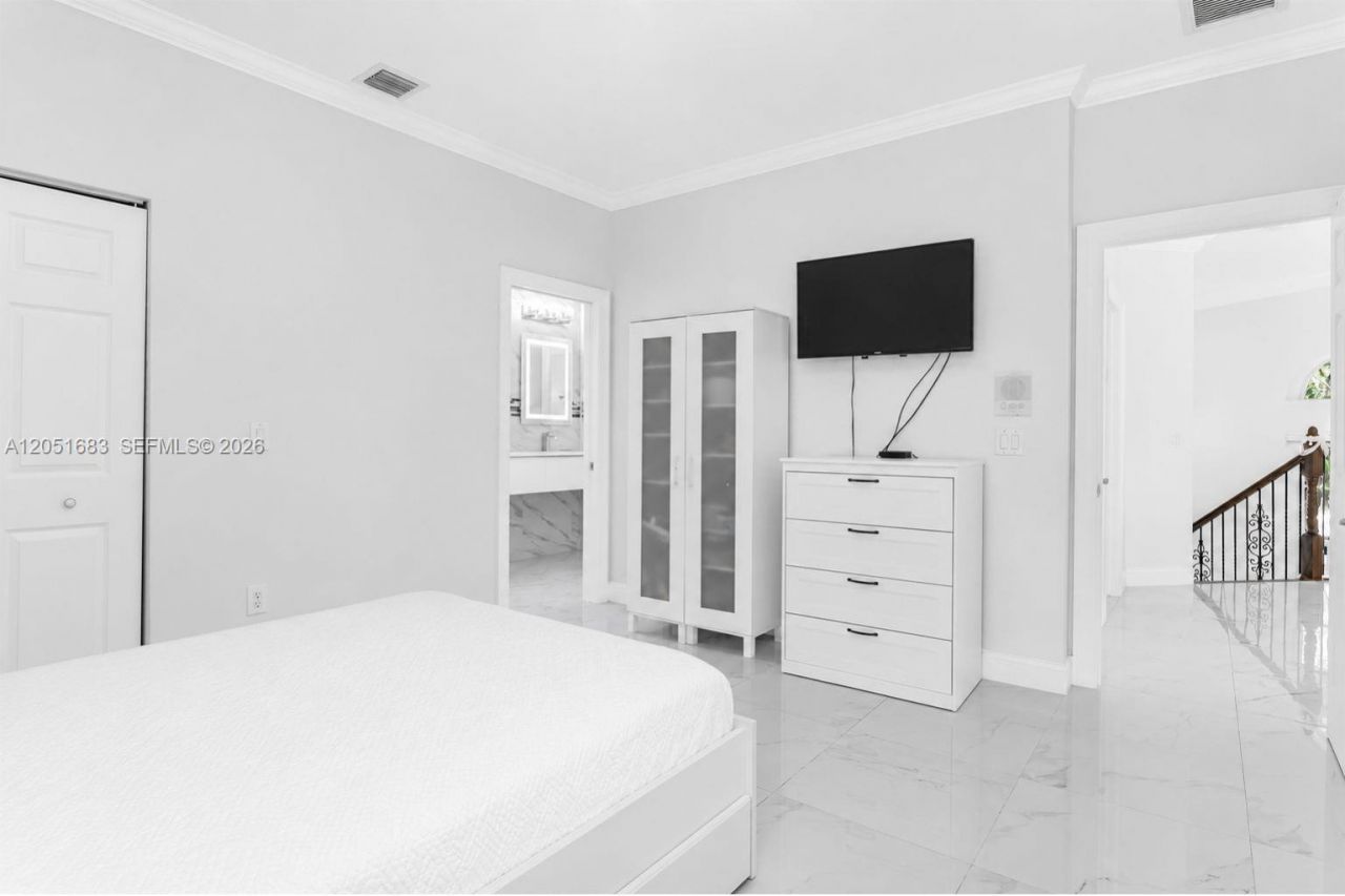 4918 SW 195th Ter, Miramar, FL 33029 Photo