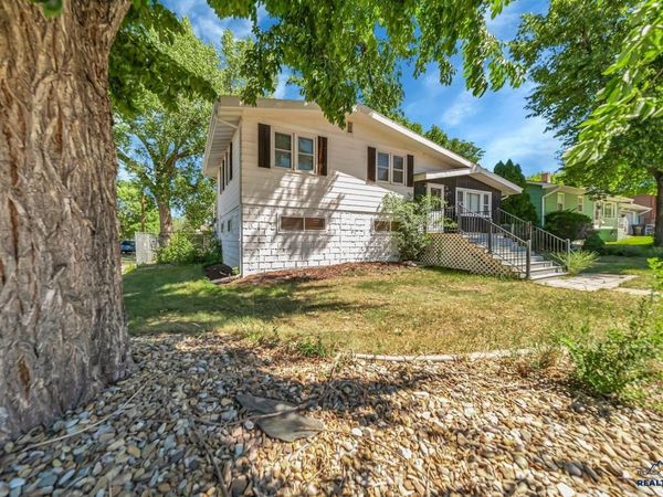 2718 W ST PATRICK, Rapid City, SD 57702