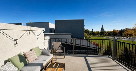 166 Log Pond Ln, Sacramento, CA 95818 Photo
