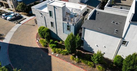 166 Log Pond Ln, Sacramento, CA 95818 Photo