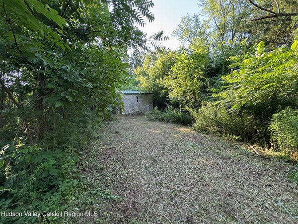 2984 Route 32 , Saugerties, NY 12477