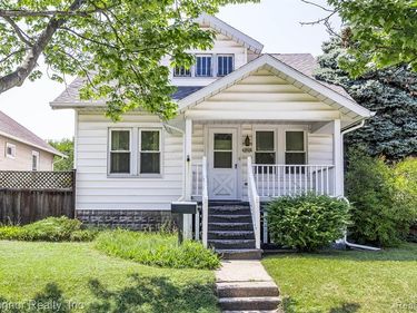 1303 15th Street, Port Huron, MI 48060