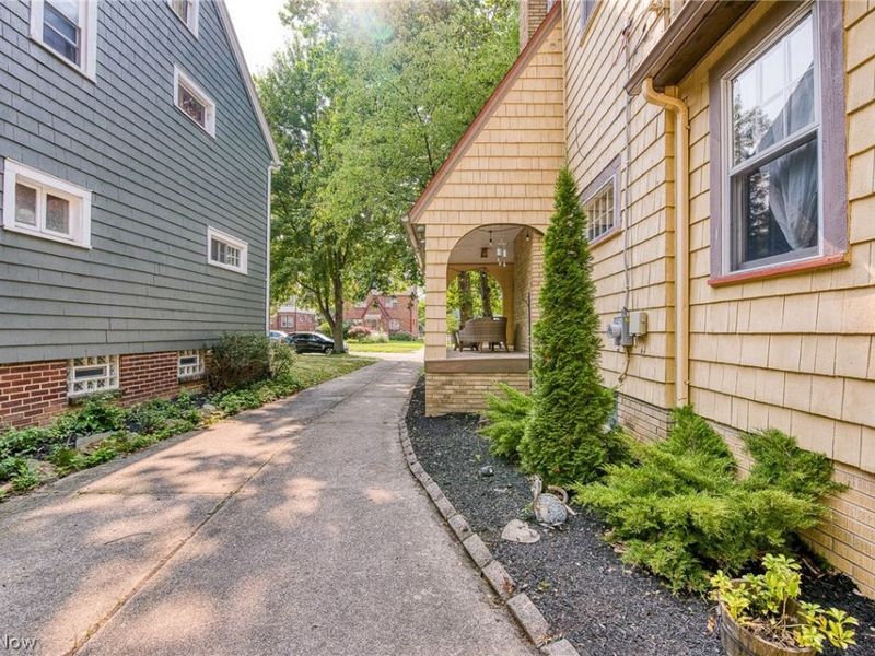 943 Cambridge Road, Cleveland Heights, OH 44121 Photo 40