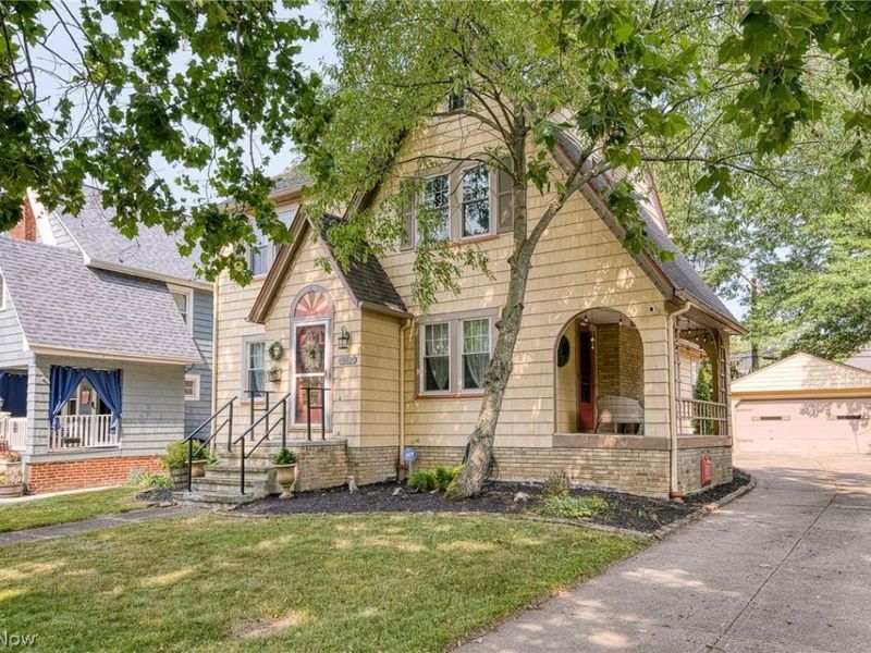 943 Cambridge Road, Cleveland Heights, OH 44121 Photo 6