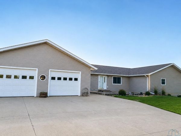 501 JOYCE ST, Sanborn, IA 51248