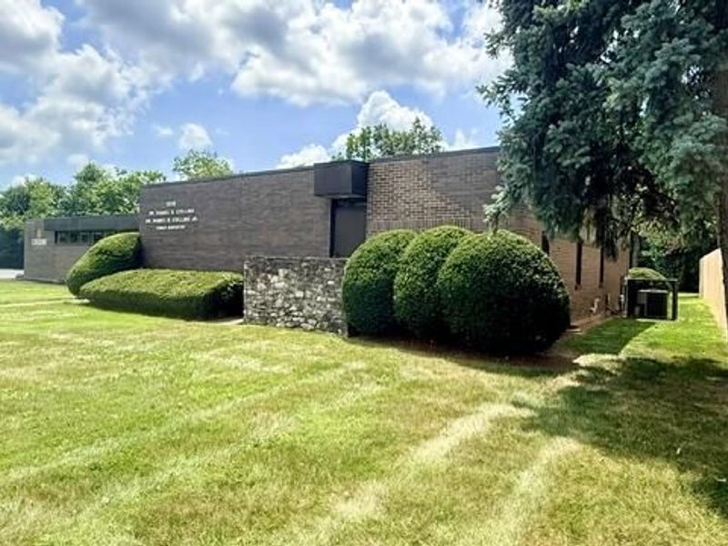 1919 E High Street, Springfield, OH 45505 Photo 2