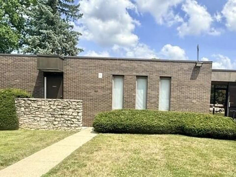1919 E High Street, Springfield, OH 45505 Photo 5