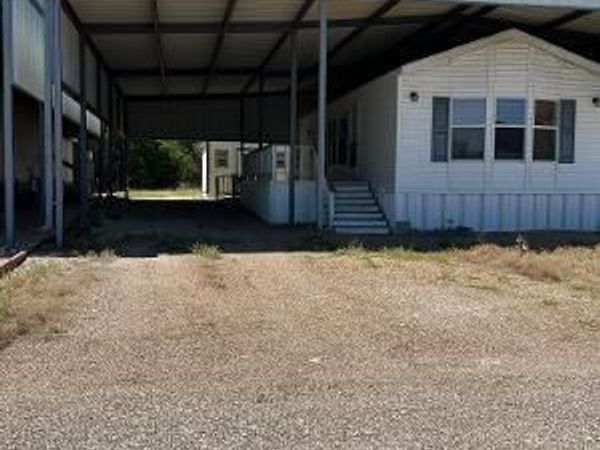117 Alfa Drive, Whitney, TX 76692