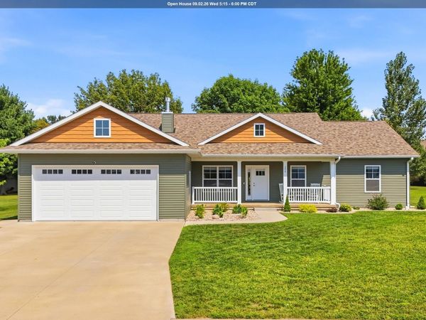206 Laci Dru Drive, Mediapolis, IA 52637