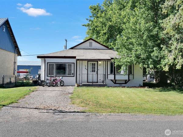 222 Main Street , Wilson Creek, WA 98860