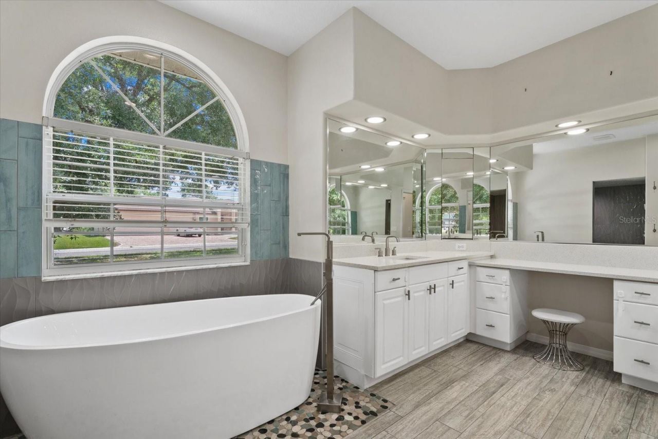 13634 7th Avenue Circle Ne, Bradenton, FL 34212 Photo