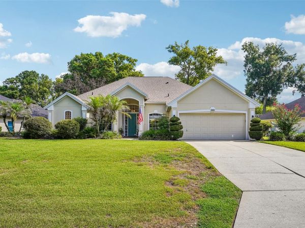 19323 PARK PLACE BOULEVARD, EUSTIS, FL 32736