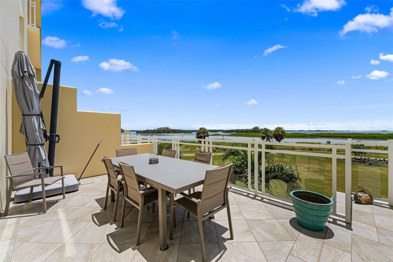 795 Collany Road, Unit 204, Tierra Verde, FL 33715 Photo