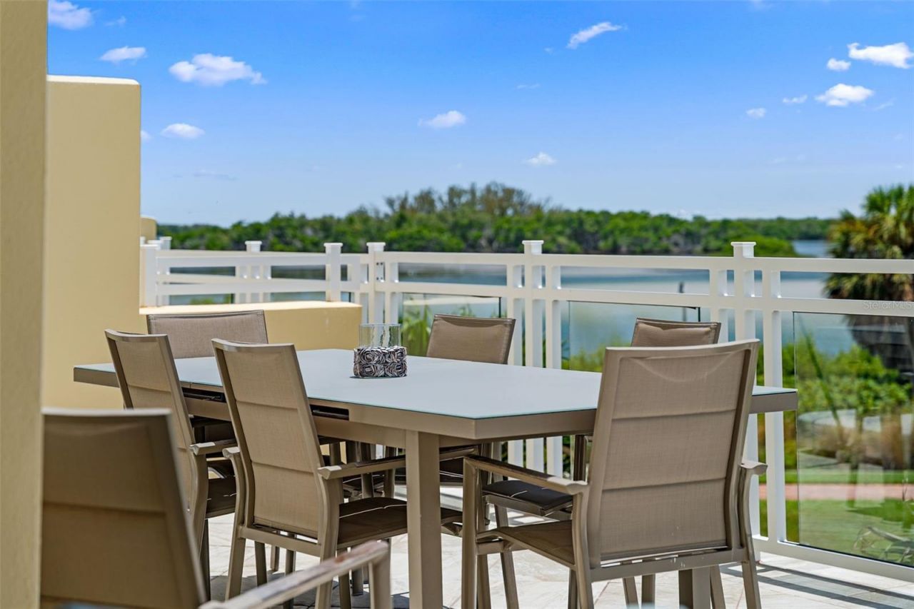 795 Collany Road, Unit 204, Tierra Verde, FL 33715 Photo