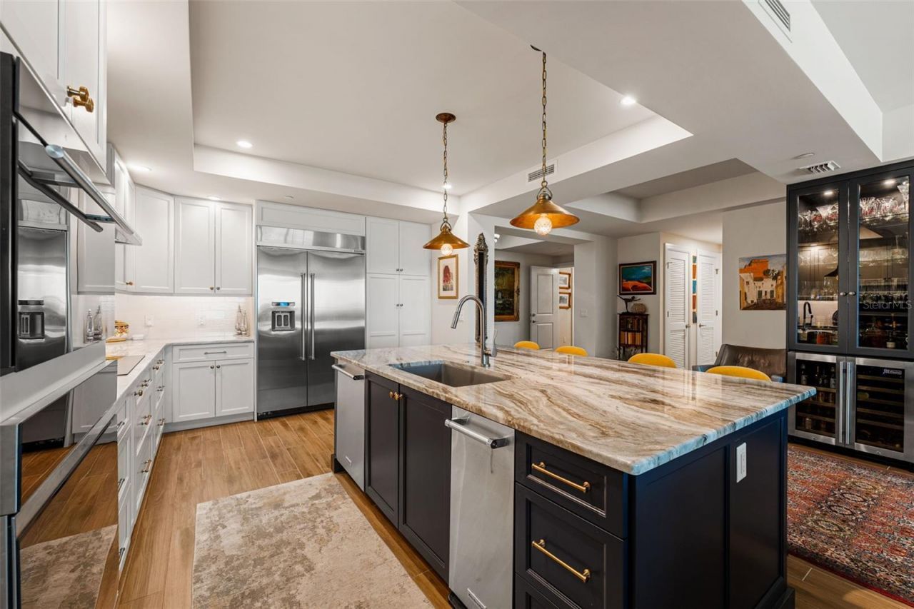 795 Collany Road, Unit 204, Tierra Verde, FL 33715 Photo