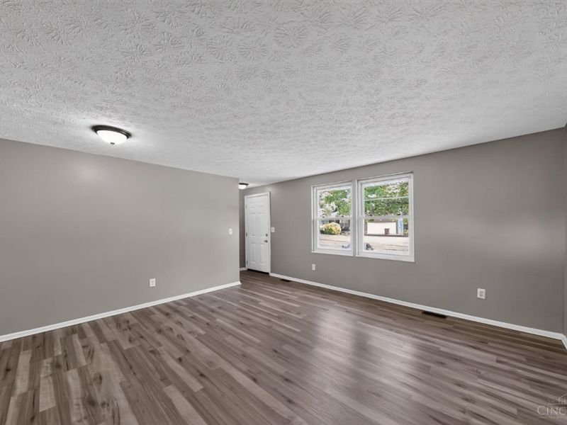 9845 Loralinda Drive, Colerain Township, OH 45251 Photo 10