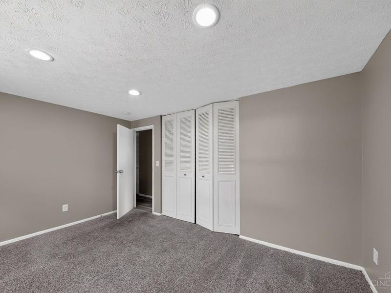 9845 Loralinda Drive, Colerain Township, OH 45251 Photo 16