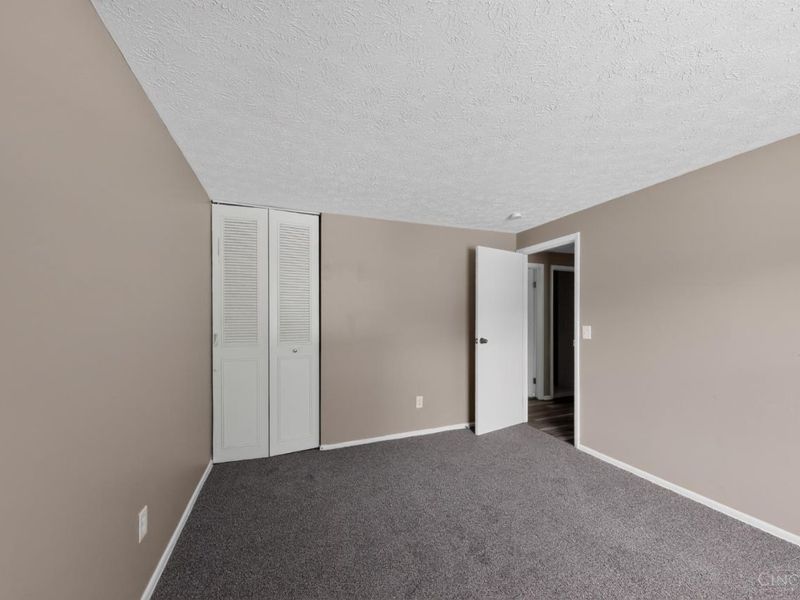 9845 Loralinda Drive, Colerain Township, OH 45251 Photo 18